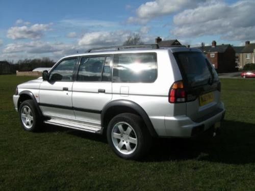 2003 Mitsubishi Shogun Sport 2.5 TD GLS 5DR image 2