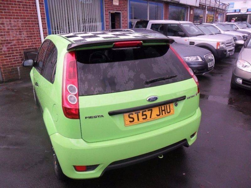 2007 Ford Fiesta 1.6 Zetec S 3dr image 3