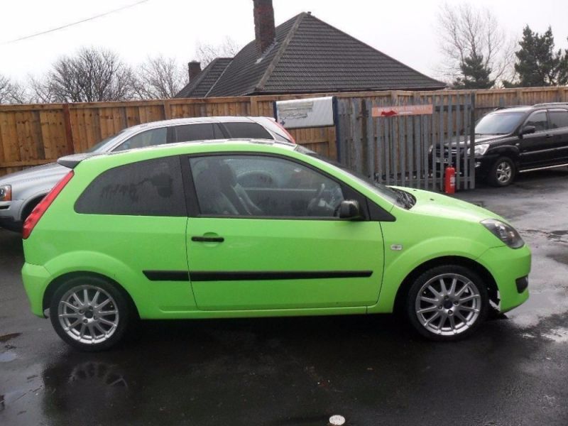 2007 Ford Fiesta 1.6 Zetec S 3dr image 6