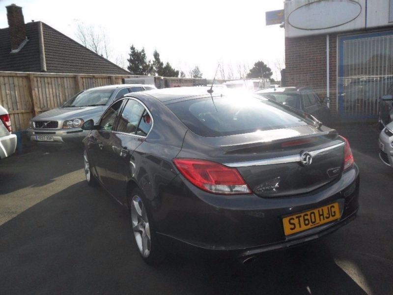 2010 Vauxhall Insignia 2.0 CDTi SRi Vx-line 5dr image 3