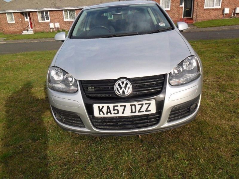 2007 Volkswagen Golf 2.0 GT Sport TDI 3dr image 3