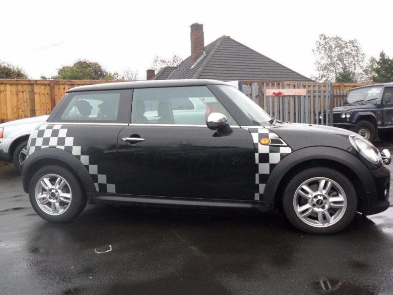 2012 MINI Hatch One 1.6 One D 3dr image 5