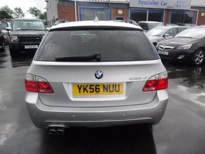 2006 BMW 3.0 535d M Sport 5dr image 4