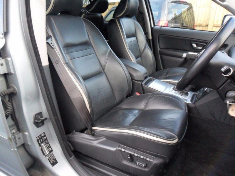 2007 Volvo XC90 2.4 D5 SE Sport 5dr image 6