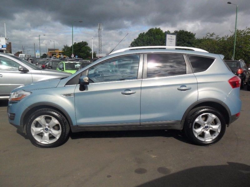2009 Ford Kuga 2.0 TDCi Titanium 4x4 5dr image 4
