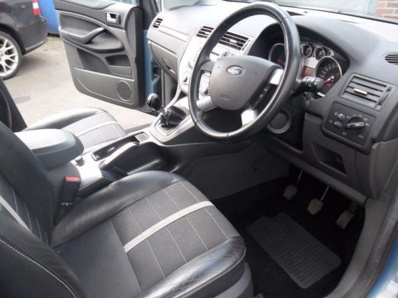 2009 Ford Kuga 2.0 TDCi Titanium 4x4 5dr image 6