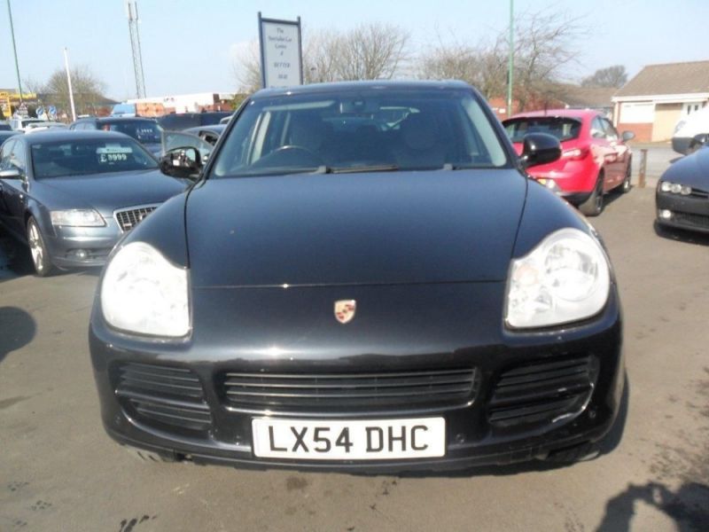 2004 Porsche Cayenne 3.2 V6 Tiptronic S 5dr image 2