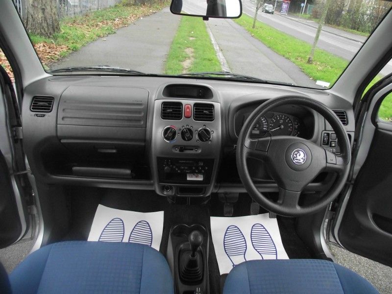 2003 Vauxhall Agila 1.2i Enjoy 5dr image 5