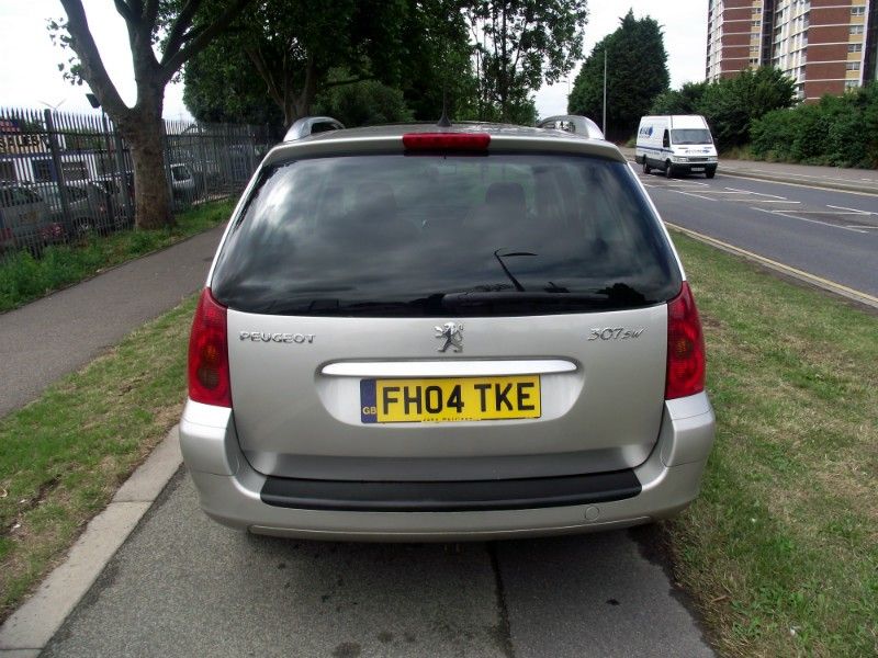 2004 Peugeot 307 SW 1.6 HDi 5dr image 4