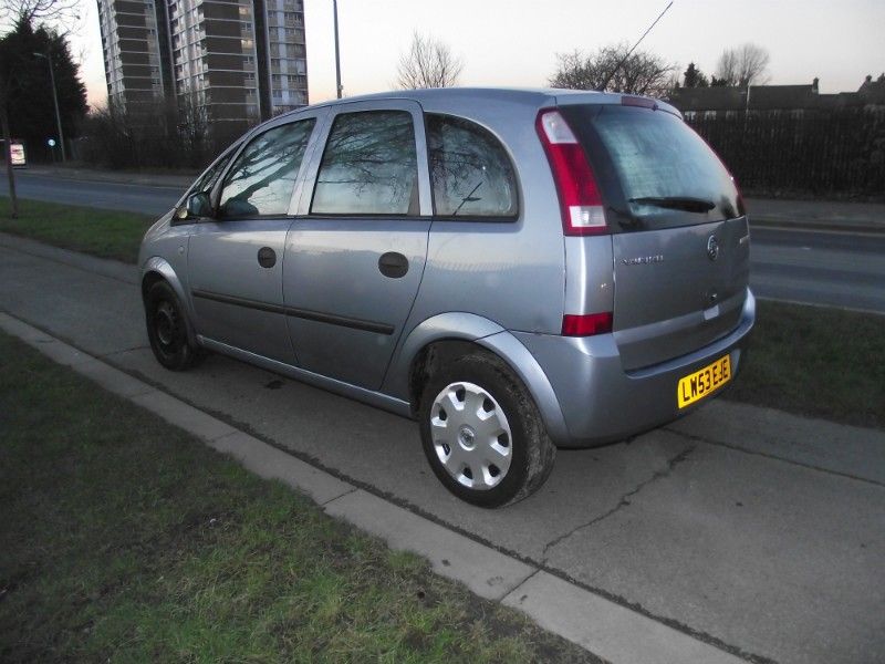 2004 Vauxhall Meriva 1.6 i 16v 5dr image 4