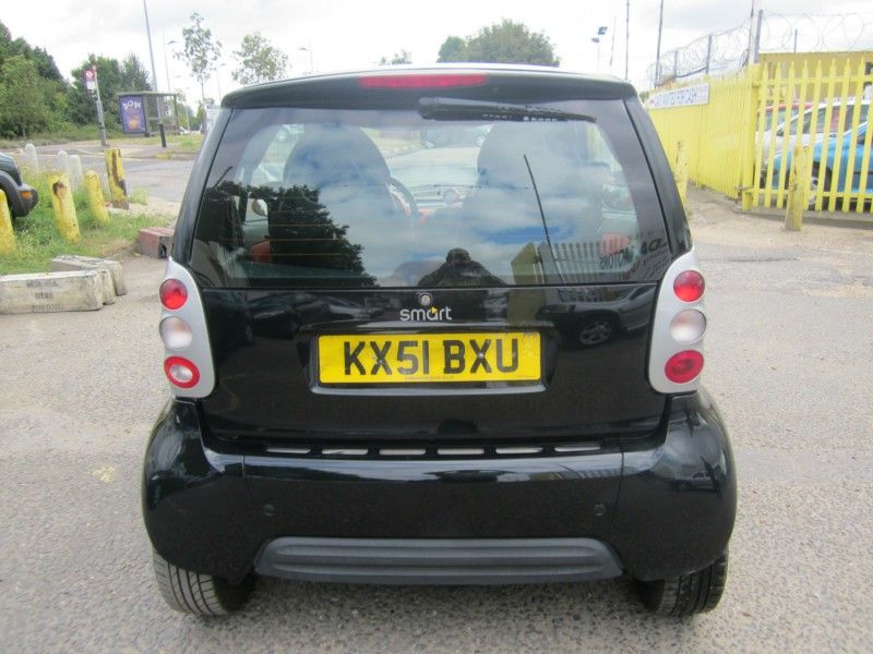 2001 SMART City 2dr image 3