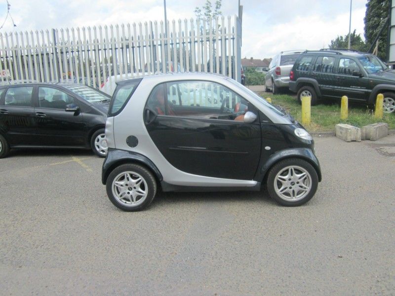 2001 SMART City 2dr image 4