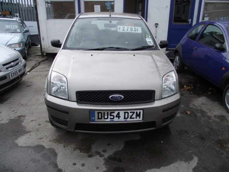 2004 Ford Fusion 1.4 5DR image 2