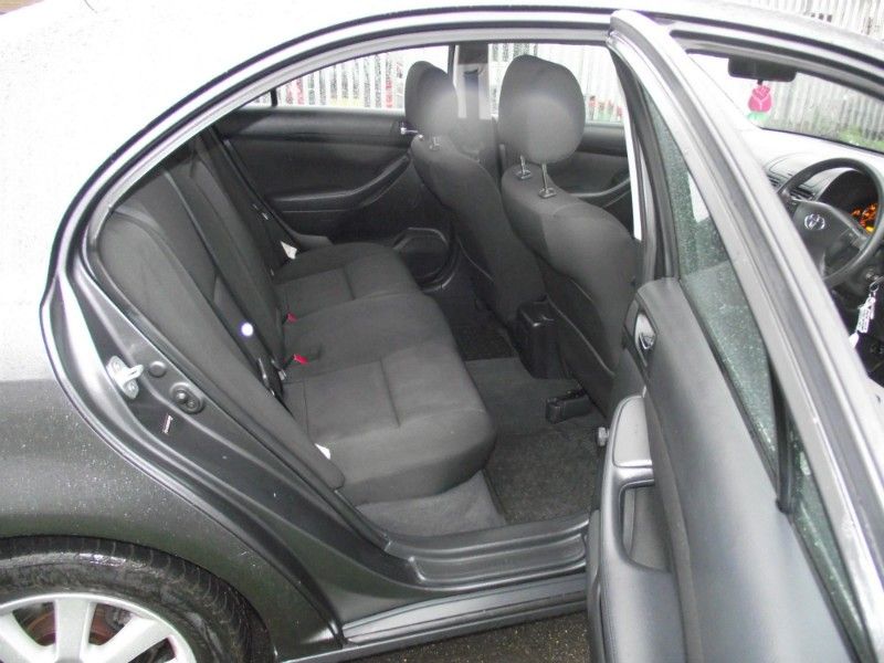 2006 Toyota Avensis 1.8 VVT-i T3-S 5dr image 6