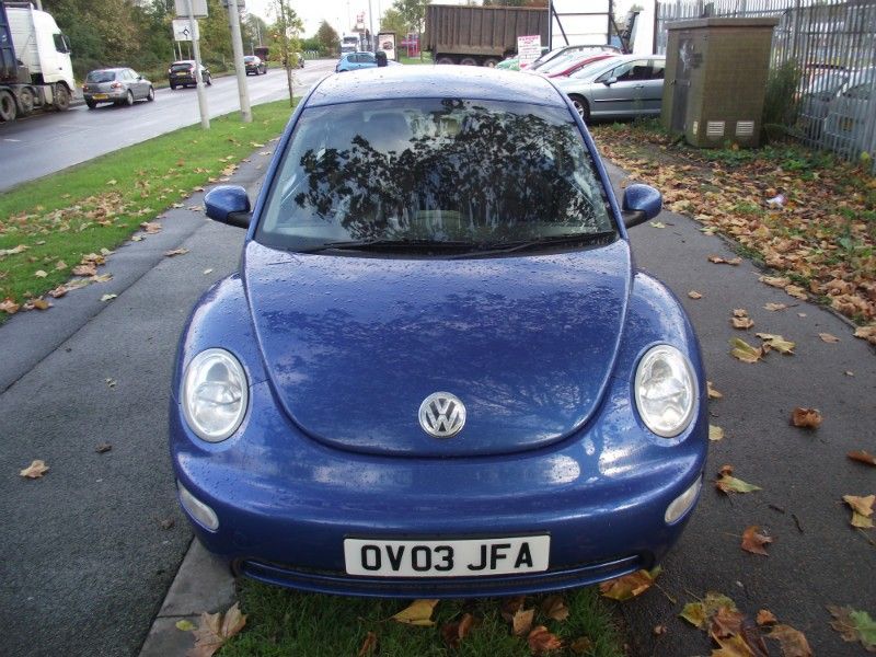 2003 Volkswagen Beetle 1.6 3dr image 2