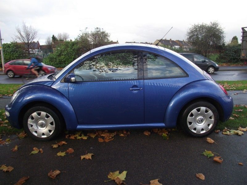 2003 Volkswagen Beetle 1.6 3dr image 3