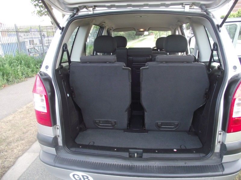 2004 Vauxhall Zafira 2.0 DTI LIFE 5dr image 5