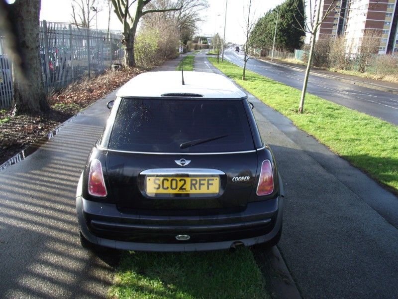 2002 MINI Hatch Cooper 1.6 3dr image 4