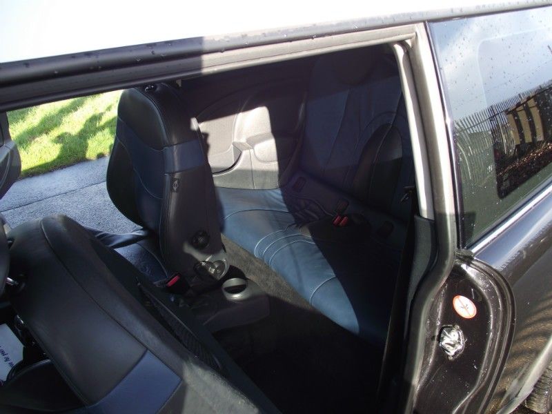 2002 MINI Hatch Cooper 1.6 3dr image 7