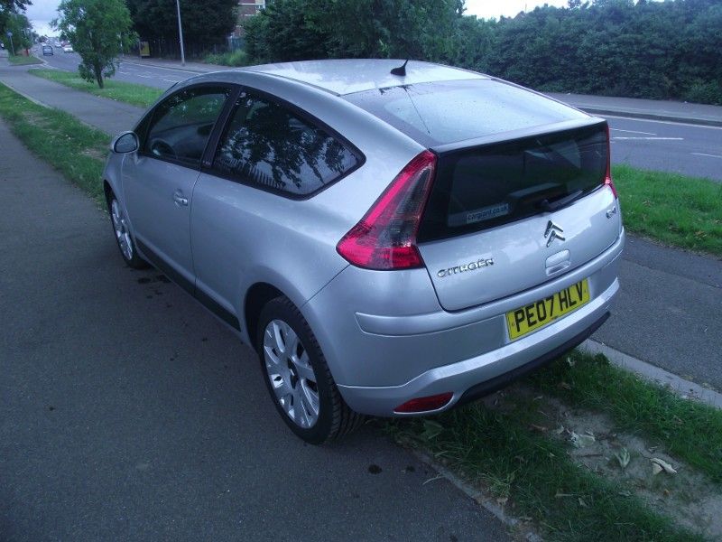 2007 Citroen C4 1.6i 16V VTR Plus 3dr image 4