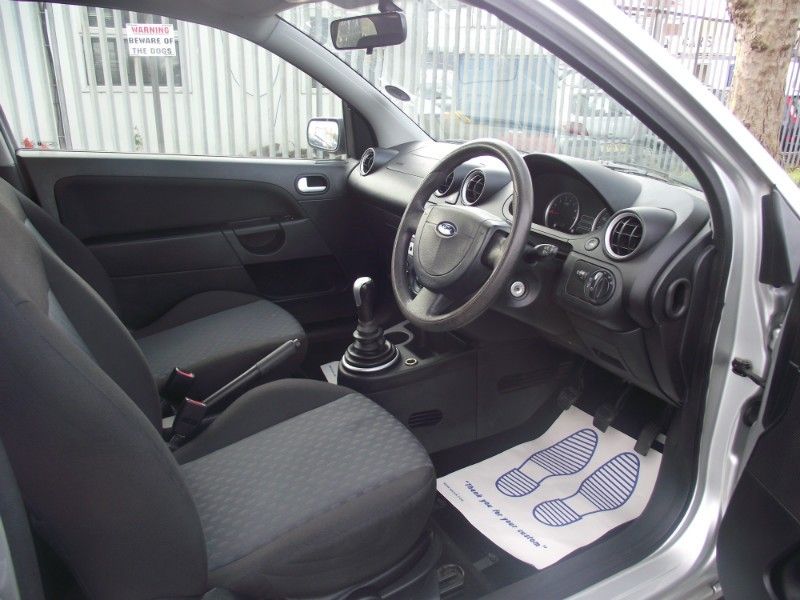 2006 Ford Fiesta 1.4 Zetec 3dr image 8