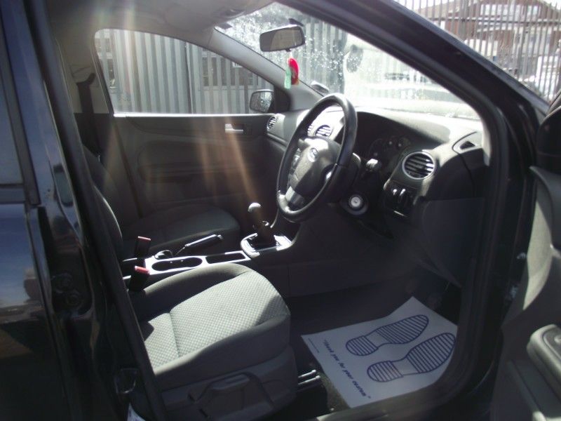 2006 Ford Focus 1.6 Sport 5dr image 7