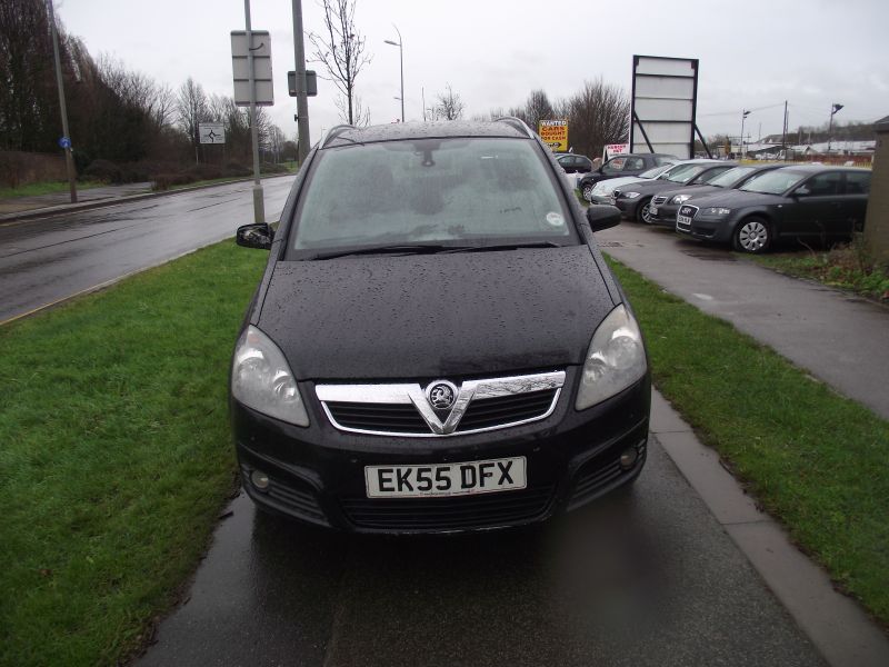 2005 Vauxhall Zafira 1.9 CDTi Design 5dr image 3