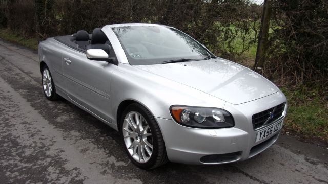 2006 VOLVO C70 COUPE D5 SE 2dr image 1