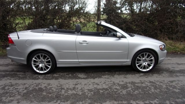 2006 VOLVO C70 COUPE D5 SE 2dr image 2