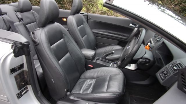 2006 VOLVO C70 COUPE D5 SE 2dr image 5
