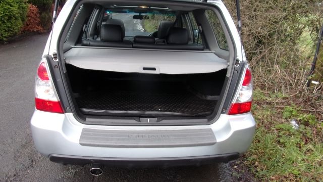 2006 SUBARU FORESTER 2.0 XE 5dr image 8