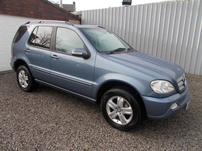 2005 Mercedes-Benz 2.7 ML270 CDI 5dr image 1