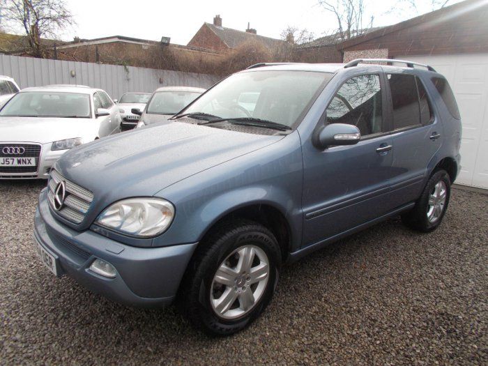 2005 Mercedes-Benz 2.7 ML270 CDI 5dr image 4