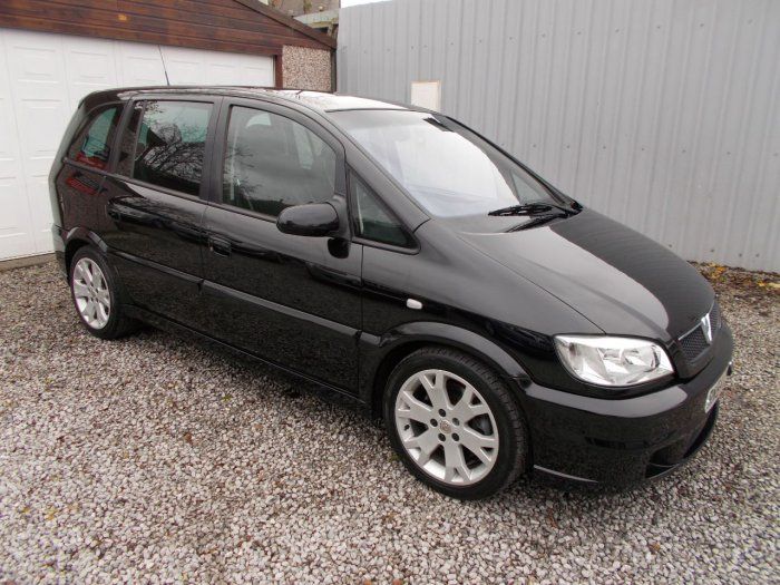 2005 Vauxhall Zafira 2.0i 16V GSi 5dr image 1