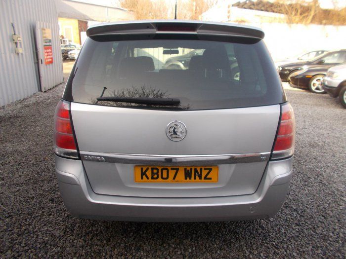 2007 Vauxhall Zafira 1.8i SRi 5dr image 2