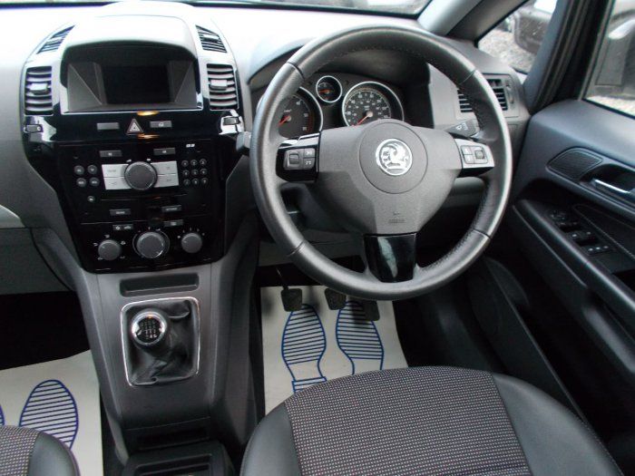 2008 Vauxhall Zafira 1.9 CDTi 5dr image 6