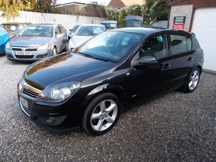 2007 Vauxhall Astra 1.6T 16V SRi 5dr image 4