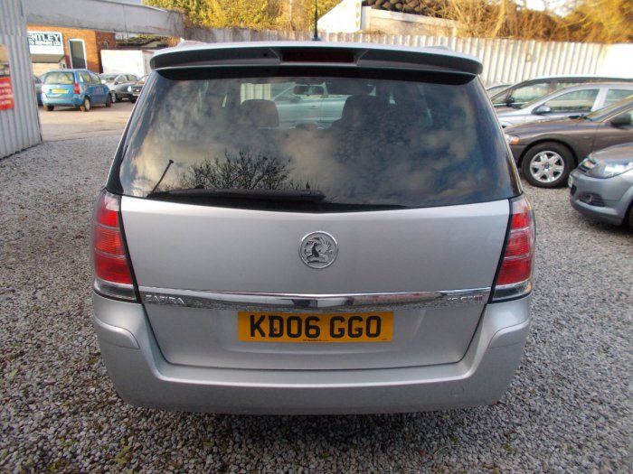 2006 Vauxhall Zafira 1.9 CDTi SRi 5dr image 2