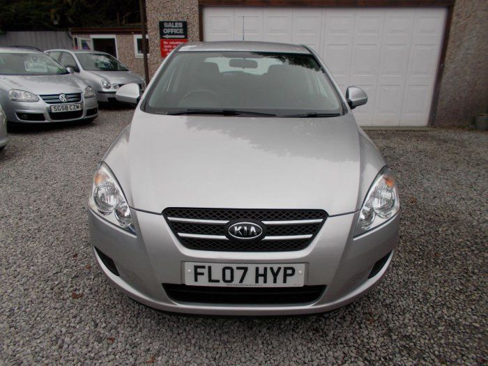 2007 Kia Ceed 1.6 CRDi GS 5dr image 3