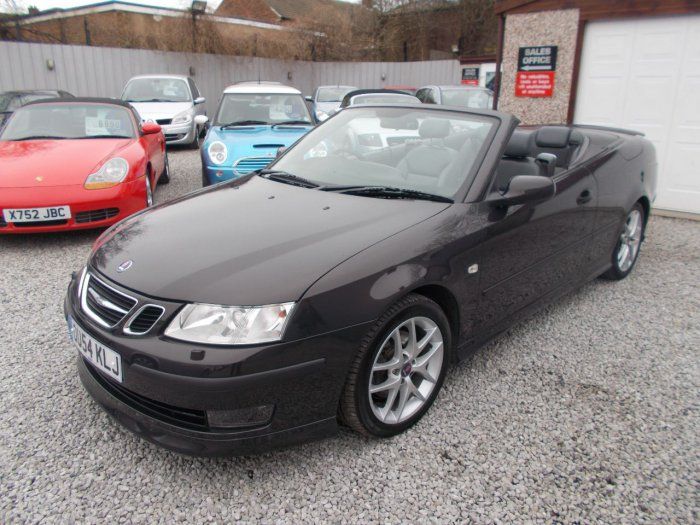 2004 Saab 9-3 2.0T Aero 2dr image 4