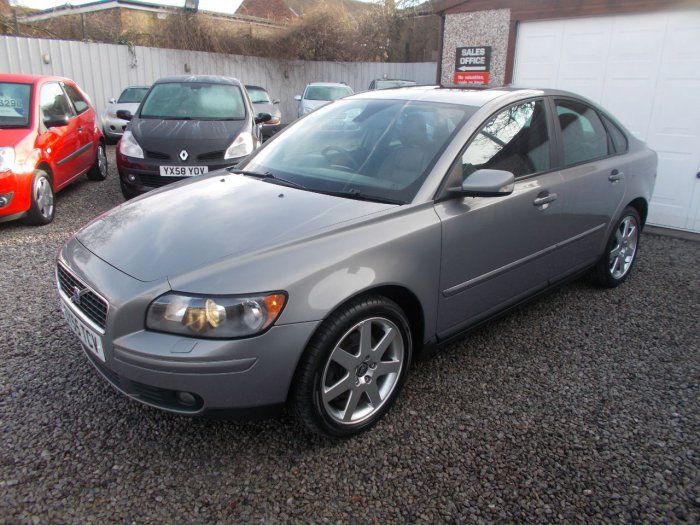 2005 Volvo S40 2.0D SE 4dr image 4