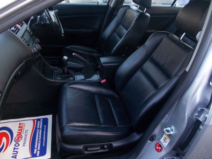 2004 Honda Accord 2.2i CTDi 4dr image 5