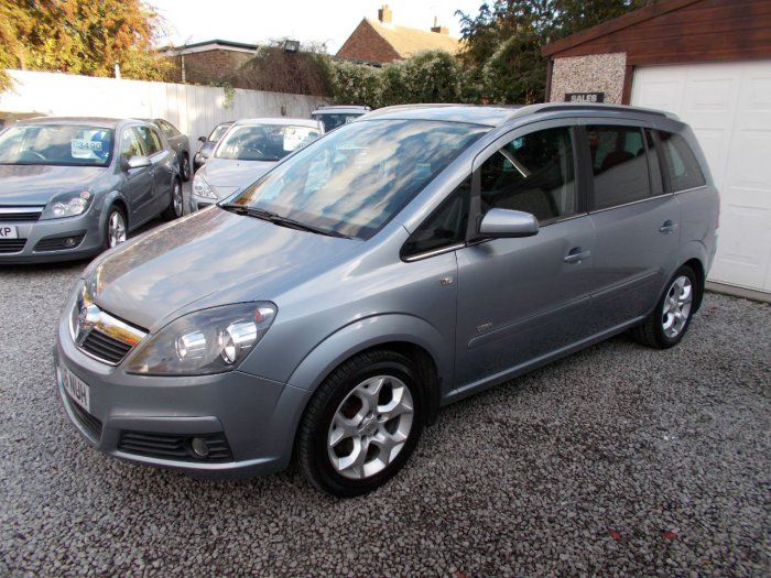 2006 Vauxhall Zafira 1.8i Design 5dr image 4