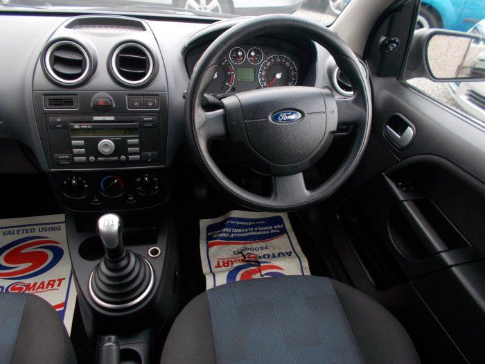 2006 Ford Fiesta 1.4 TDCi Zetec 5dr image 5