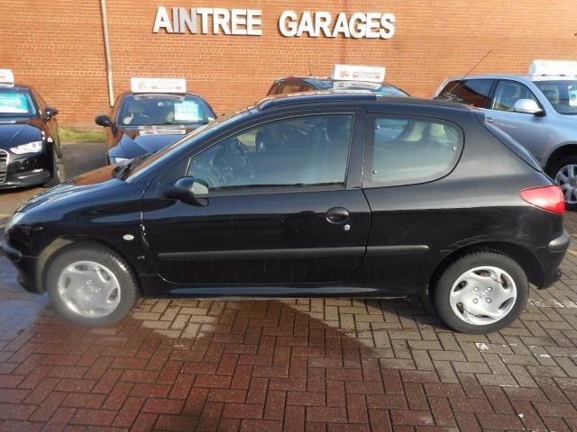 2001 PEUGEOT 206 1.4 LX 3d image 1