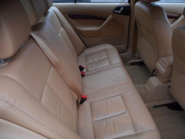 2002 SKODA OCTAVIA 1.9 TDI 5d image 8