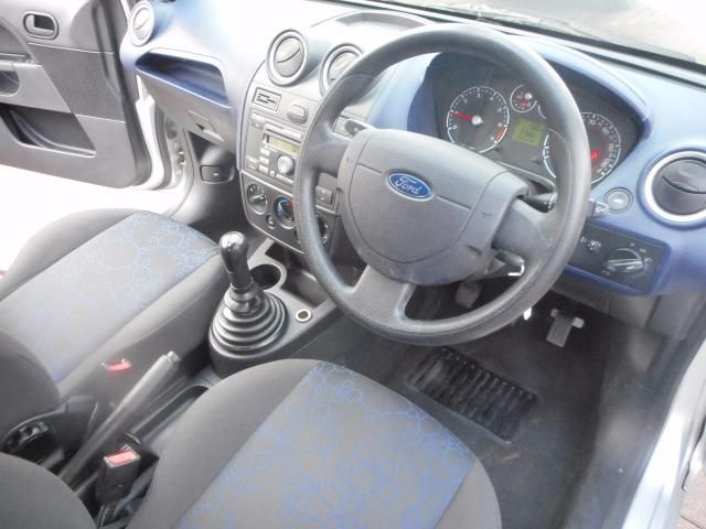2006 FORD FIESTA 1.2 16V 3d image 7