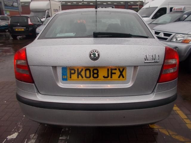 2008 SKODA OCTAVIA 1.9 TDI 5d image 4