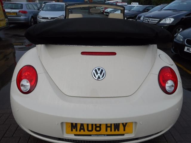 2008 VOLKSWAGEN BEETLE 1.6 8V 2d image 4