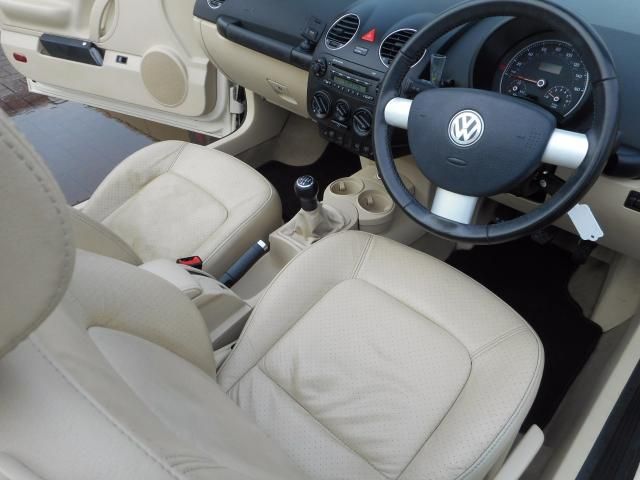 2008 VOLKSWAGEN BEETLE 1.6 8V 2d image 7